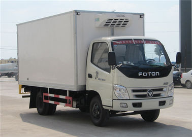China FOTON 6 Wheels small Refrigerated Box Truck , 3 Tons Refrigerator Freezer Truck supplier