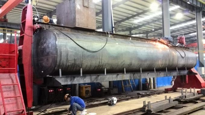 Heavy Duty 3 Axle 45000L Oil Tanker Semi Trailer 4 Compartments 45M3 For Transporting Oil