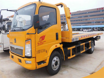 China 4X2 Small Flatbed Tow Truck 3 Ton 2 Axles 6 Wheels For Sinotruk HOWO CCC Approved supplier