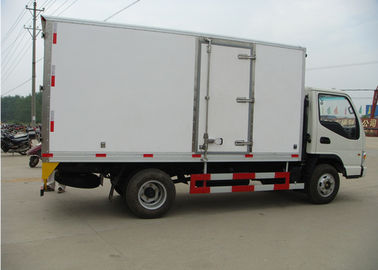 China 5 Tons Refrigerated Box Truck Freezer Van Body Fiberglass Inner And Outer Wall supplier