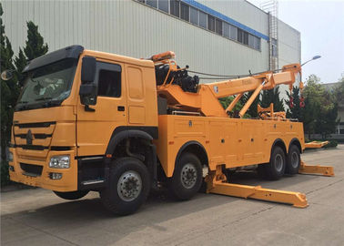 China SINOTRUK HOWO Heavy Duty Tow Truck , 12 Wheels 50 Ton 360 Degree Rotator Tow Truck supplier
