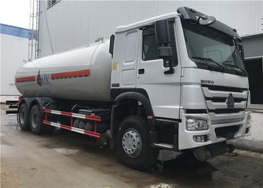 China 20M3 20000L Bobtail Tanker Truck , HOWO 6x4 10 Wheeler LPG Tanker Truck supplier