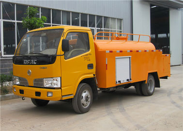 China 3000L 5000L Small Tanker Truck , High Pressure Sewer Cleaning Truck For Pipe  Flushing supplier