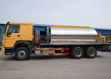 China High Performance Asphalt Patch Truck HOWO 6x4 16 CBM 16M3 Asphalt Sprinkler Truck supplier