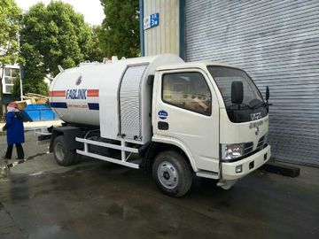 China 5M3 2.5 Tons Bobtail LPG Truck 5000L 2.5T CSCBOB With LPG Filling Cylinders supplier