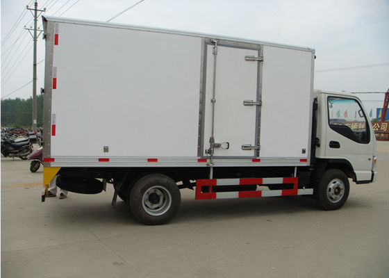 Beli 5 Ton Didinginkan Box Truck Freezer Van Body Fiberglass Inner Dan Outer Wall pembuatan online