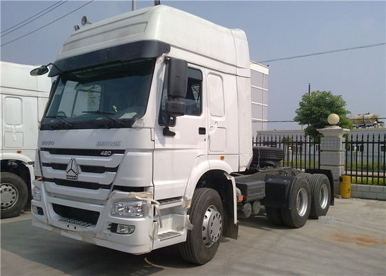 Beli HOWO 6x4 10 Wheeler Tractor Kepala Truk Tugas berat Prime Mover 420HP ZZ1047C3414B111 pembuatan online