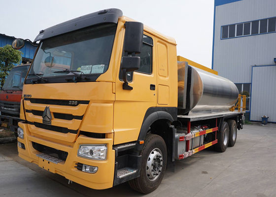 شراء ساينو تراك 6 × 4 16M3 شاحنة نقل الأسفلت شاحنة ، 16 CBM البيتومين البخاخ شاحنة DFL1160BX6 تصنيع عبر الإنترنت