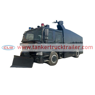 Beli Sinotruk HOWO 6000 liter kendaraan pengendalian kerusuhan untuk keselamatan publik pembuatan online
