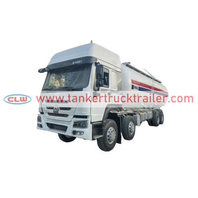 comprare Sinotruk HOWO 35000 litri 35 metri cubi camion cisterna cemento per impianti di cemento fabbricazione online