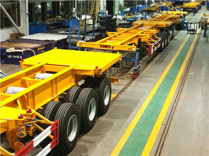 Tonne Chinas berühmter CLW 40-60 Flachbett-Bagger-LKW-Anhänger und niedrige Flachbettauflieger